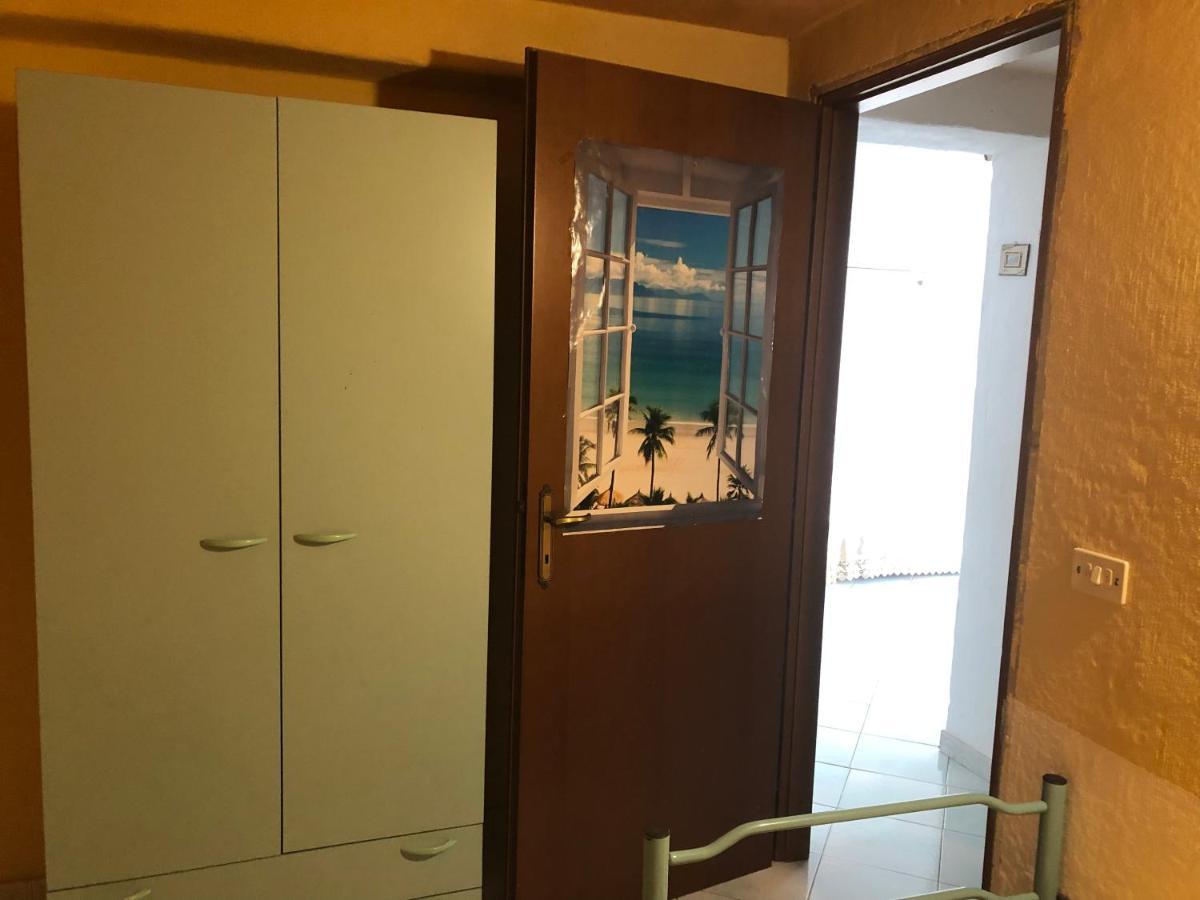 Sarrala Apartment Tertenia Ngoại thất bức ảnh